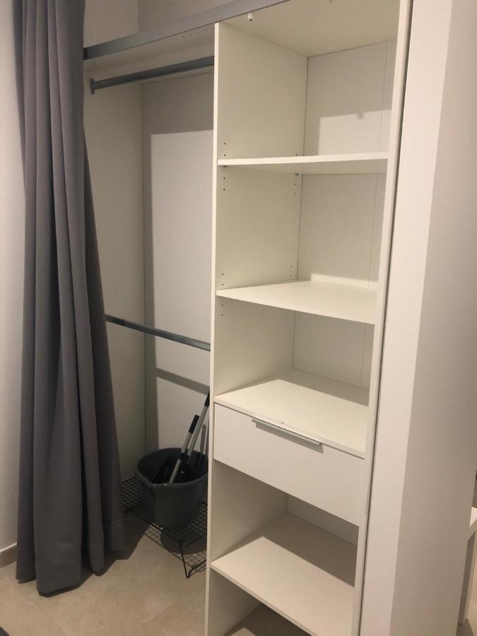 Appartement Avec Spa-Avril A Sept-Camargue 4 Personnes Saint-Laurent-dʼAigouze Exteriör bild