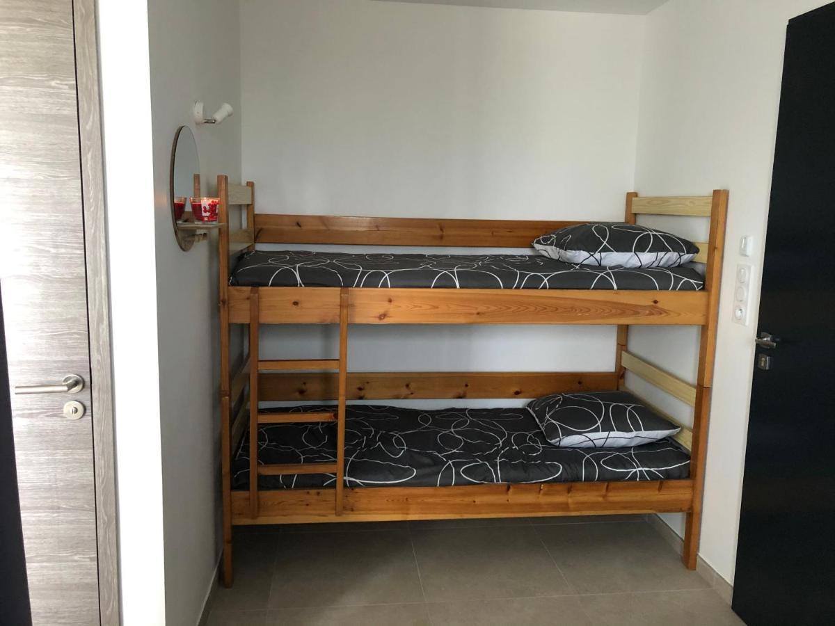 Appartement Avec Spa-Avril A Sept-Camargue 4 Personnes Saint-Laurent-dʼAigouze Exteriör bild