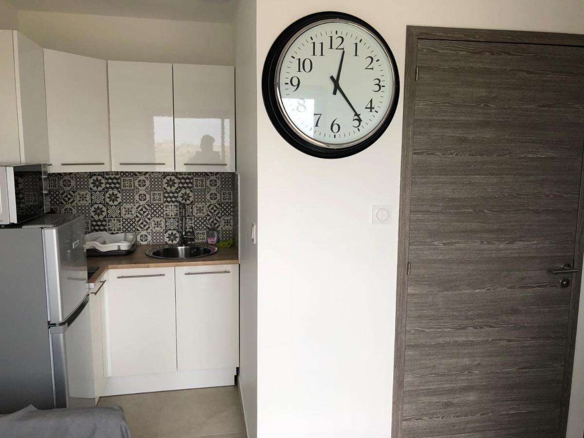 Appartement Avec Spa-Avril A Sept-Camargue 4 Personnes Saint-Laurent-dʼAigouze Exteriör bild